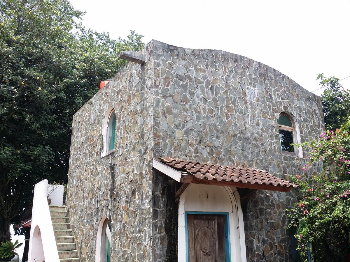 Villa Isabella Putri B&B Jepara Luaran gambar